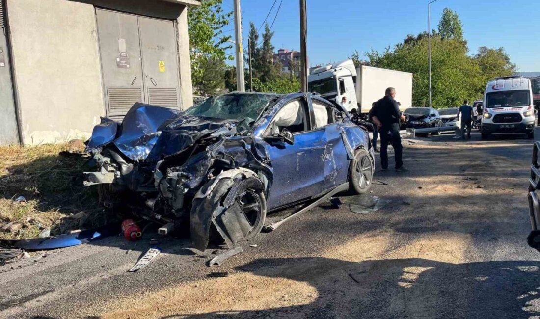 İzmir’in Bornova ilçesinde 1 polisin şehit olduğu, 2 kişinin hayatını