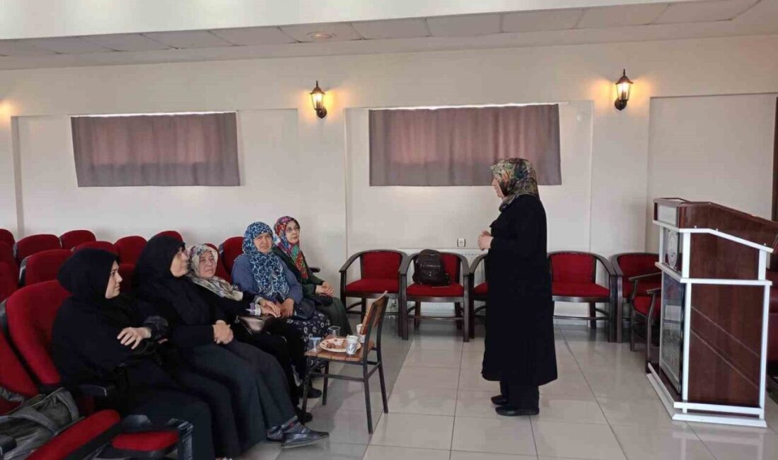 Aydın’ın Çine ilçesinde 2026 yılı hac organizasyonu kapsamında hacı adaylarına