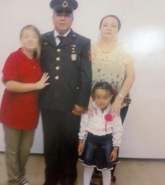 Ankara’nın Sincan ilçesinde emekli uzman çavuş, eşini ve ve bir