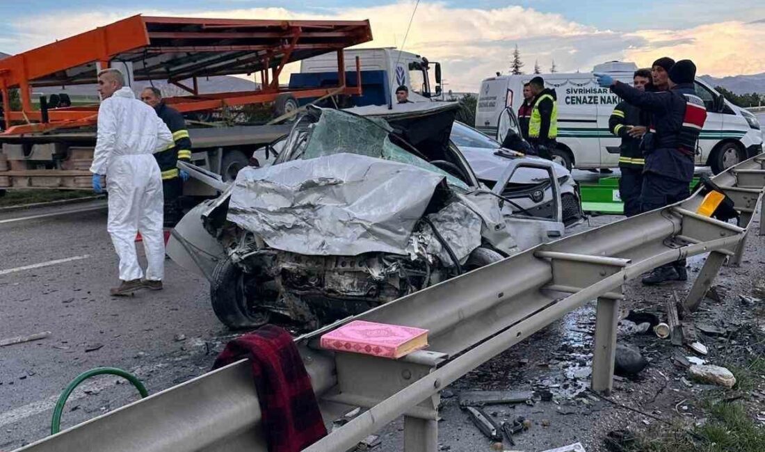 Eskişehir-Ankara yolunda kontrolden çıkarak karşı şeride geçen otomobile başka bir