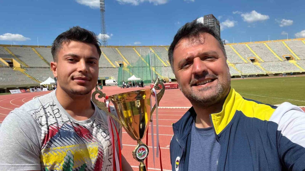 Sivrihisar Nurbiye Gülerce Mesleki ve Teknik Anadolu Lisesi 10/B sınıfı