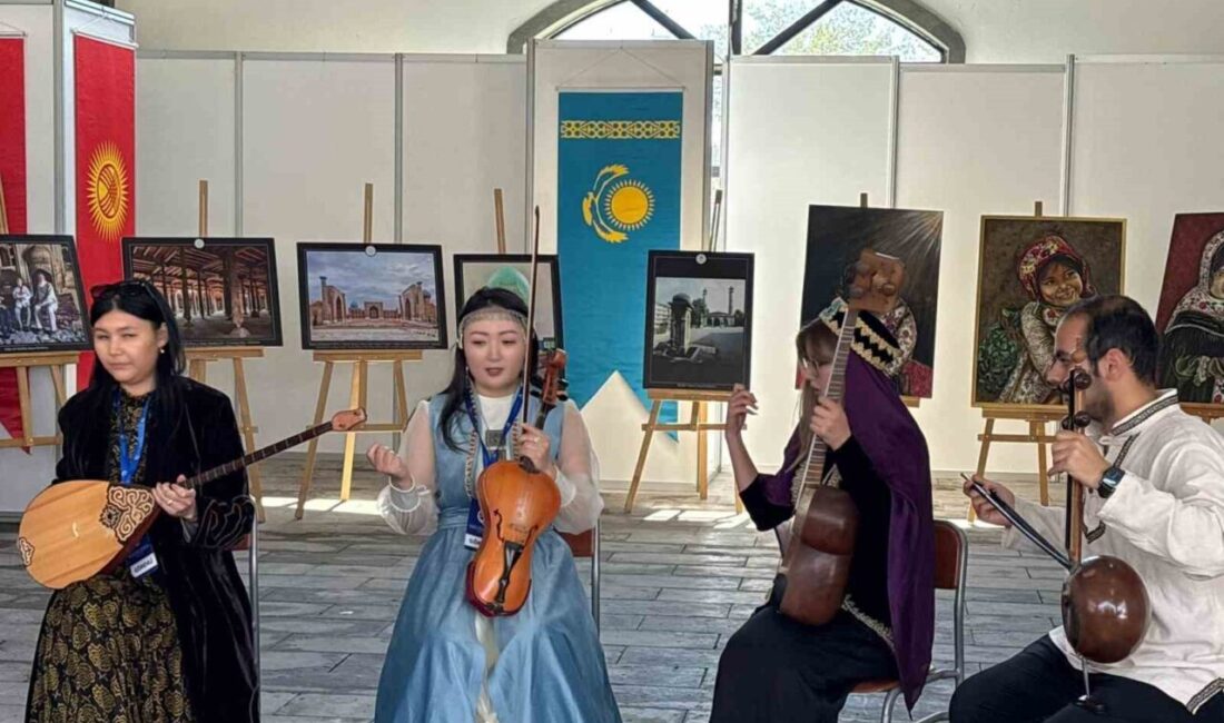 Yeni Bir Dünya Vakfı tarafından düzenlenen fuarda İslam ülkelerinin kültürlerini,