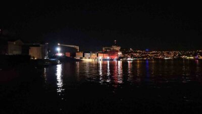 Karadeniz’den İstanbul Boğazı’na giriş yapan Türk bayraklı “KAPPA” isimli konteyner