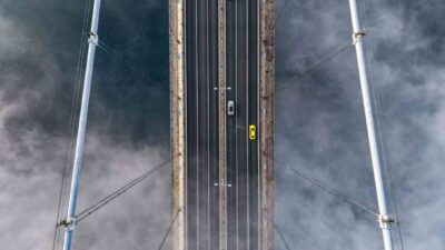 İstanbul’da sabah saatlerinde etkili olan yoğun sis, 15 Temmuz Şehitler