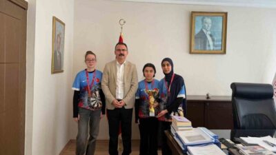 Aydın’ın Sultanhisar ilçesinde bölge derecesi elde eden Yıldız Kız Dart