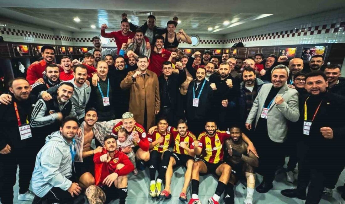Milliyetçi Hareket Partisi (MHP) Kayseri Milletvekili Baki Ersoy, Kayserispor-Fenerbahçe maçı