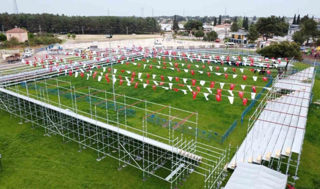 Kepez Belediyesi ev sahipliğinde, Türkiye Geleneksel Güreşler Federasyonu iş birliğiyle