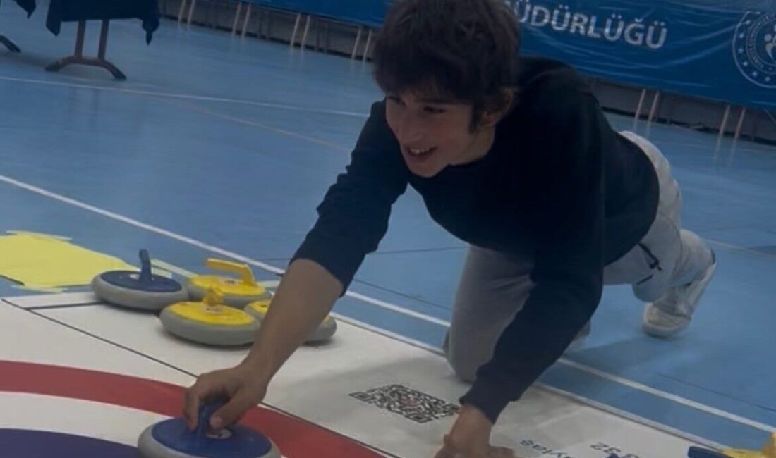 Muğla’nın Köyceğiz ilçesi Naip Hüseyin Anadolu Lisesi Floor Curling Genç