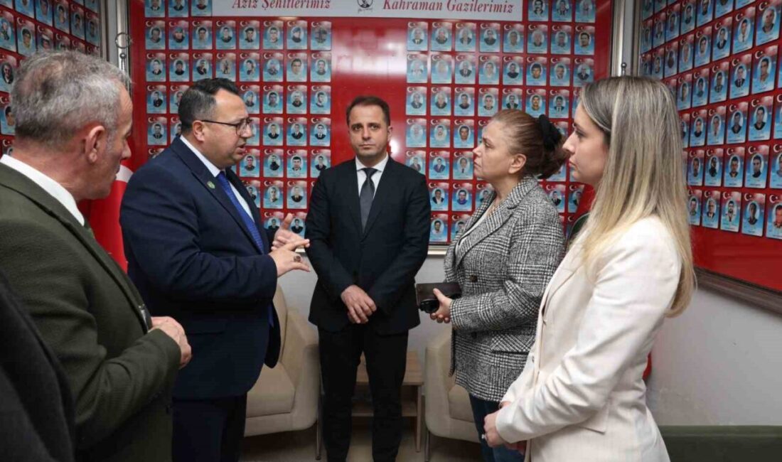 Bursa’da Nilüfer Belediyesi, Şehitler Haftası etkinlikleri çerçevesinde Mihraplı Şehitlik Yerleşkesi’nde