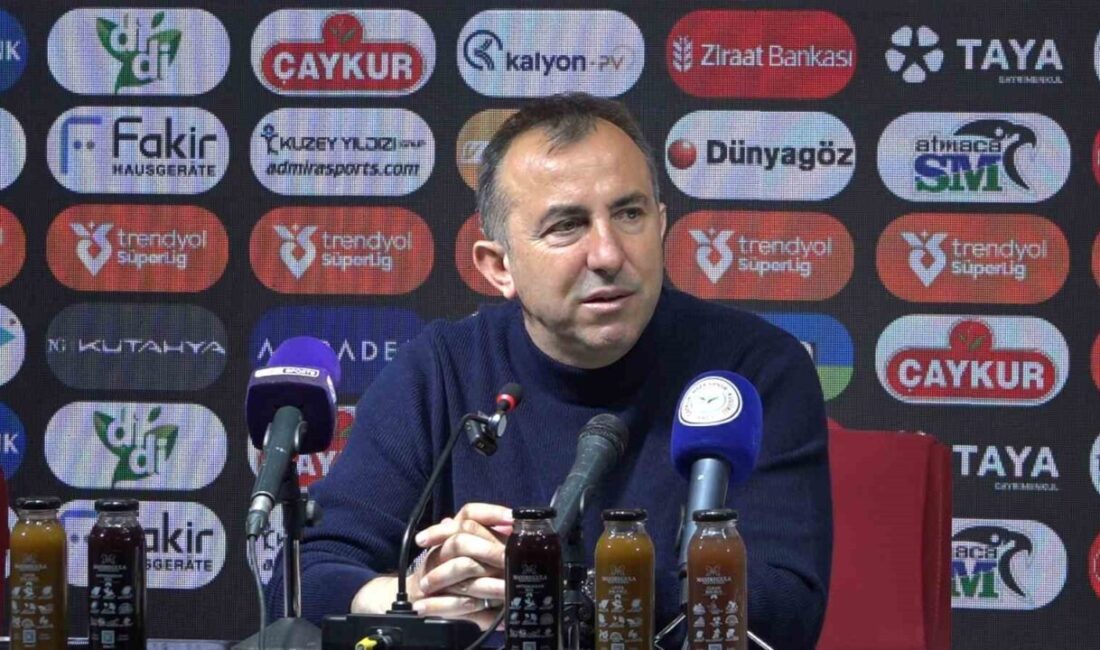 Çaykur Rizespor Teknik Direktörü Recep Uçar, “Oyuncularımı canıgönülden tebrik ediyorum.