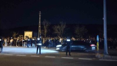 Fenerbahçe’nin deplasmanda Galatasaray’a 3-0 mağlup olmasının ardından tesislere gelen sarı-lacivertli