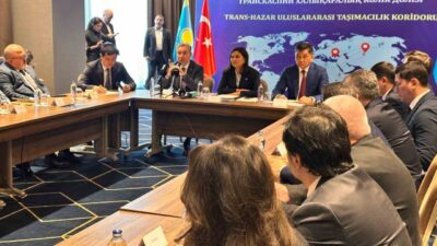 “Trans-Hazar Uluslararası Taşımacılık Koridoru’nun Geliştirilmesi” konulu toplantıda Kazakistan ve Türkiye