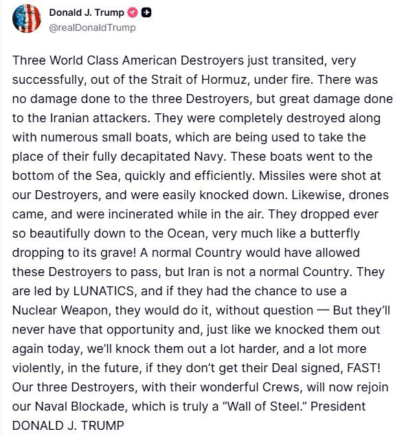 ABD Başkanı Donald Trump, ülkesine ait 3 savaş gemisinin ateş