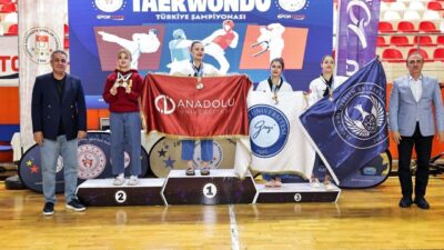 Ünilig Teakwondo Türkiye Şampiyonası’na Eskişehir’den katılan Anadolu Üniversitesi temsilcileri Türkiye