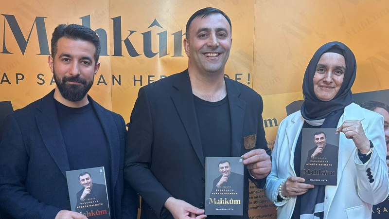 Ünlü şef Mahsun Gökçur’un kaleme aldığı “Mahkûm” adlı kitabın lansmanı,