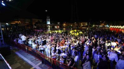 Marmaris Latin Fest kapsamında düzenlenen Latin Partisi, yüzlerce dans tutkununu