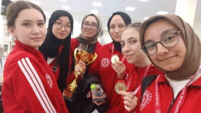 DÜZCE( ) –Okul Sporları Atıcılık Tabanca Gençler A Kız Türkiye