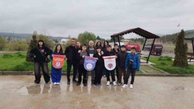 Erzurum’da düzenlenen Okullar Arası Satranç Grup Yarışmalarında derece elde eden