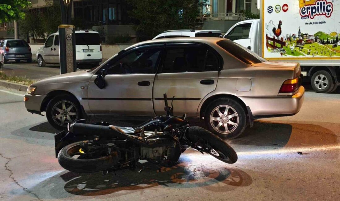 EDİRNE ( ) Edirne’nin Keşan ilçesinde otomobil ile çarpışan motosiklette