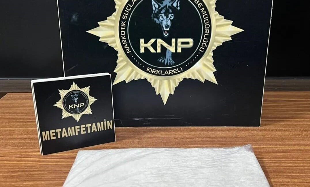 Kırklareli’nde durdurulan araçta uyuşturucu madde ele geçirildi. Olayla ilgili gözaltına