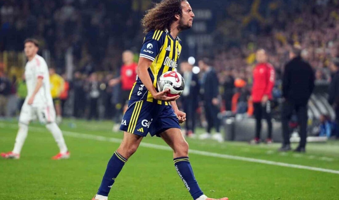 Fenerbahçe’nin Fransız orta sahası Matteo Guendouzi, sezonun hak ettikleri gibi