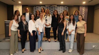 Medicana International İzmir Hastanesi’nin düzenlediği Medicana Sohbetleri söyleşi serisinin “Her