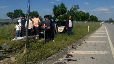 Bursa’nın Yenişehir ilçesinde meydana gelen trafik kazasında Osmaneli Belediye Başkanı