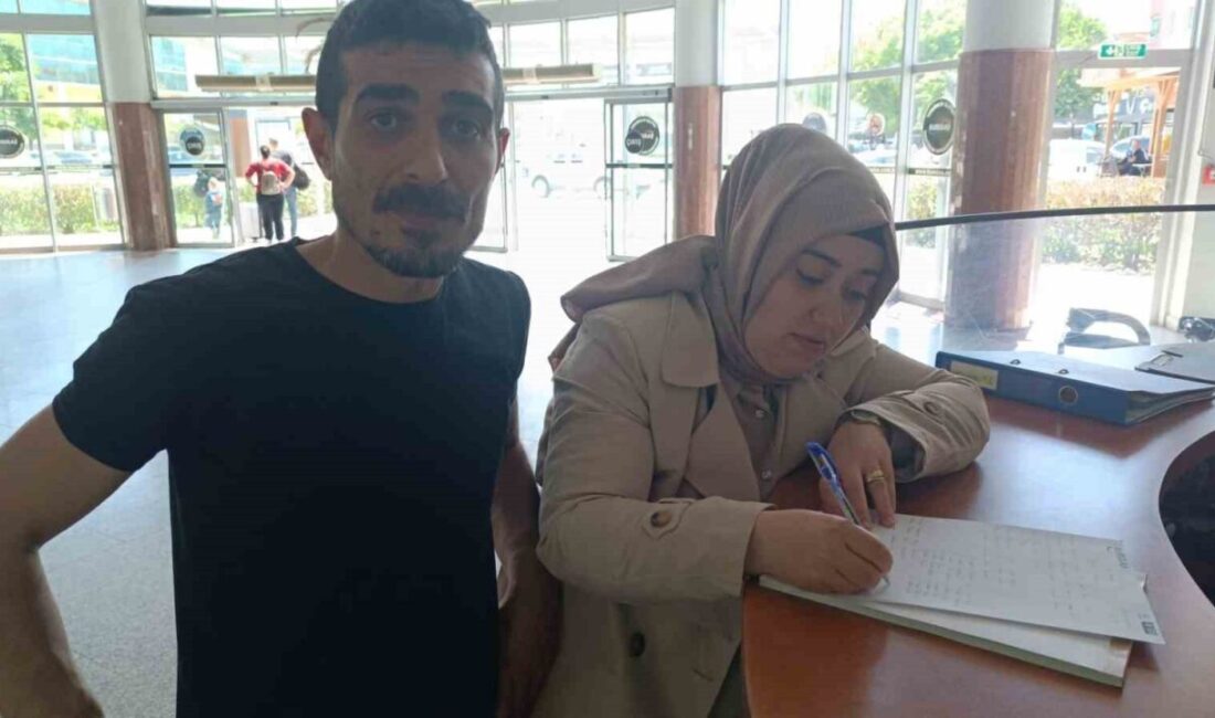 Bursa’nın İnegöl ilçesinde şehirlerarası otobüs terminalinde unutulan çantadan yaklaşık yarım