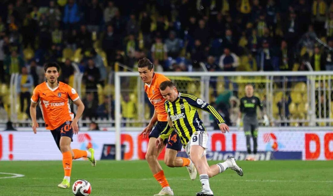 Trendyol Süper Lig’in 32. haftasında Fenerbahçe, sahasında RAMS Başakşehir ile