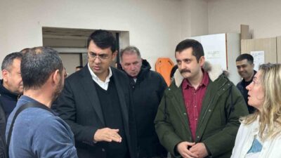 Uşak’ta meydana gelen zincirleme trafik kazasında 4 kişi hayatını kaybetti,