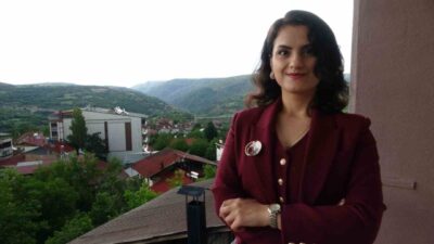 İngiltere’de kariyer yapan genç girişimci Psikolog Nur Yücedağ, deprem sonrası