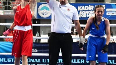 Kayseri’de düzenlenen Mustafa Ünal U-15 Kadınlar ve Erkekler Türkiye Ferdi