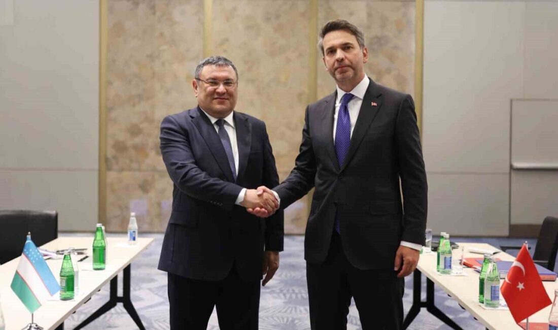 Enerji ve Tabii Kaynaklar Bakanı Alparslan Bayraktar, enerji alanındaki projelerin