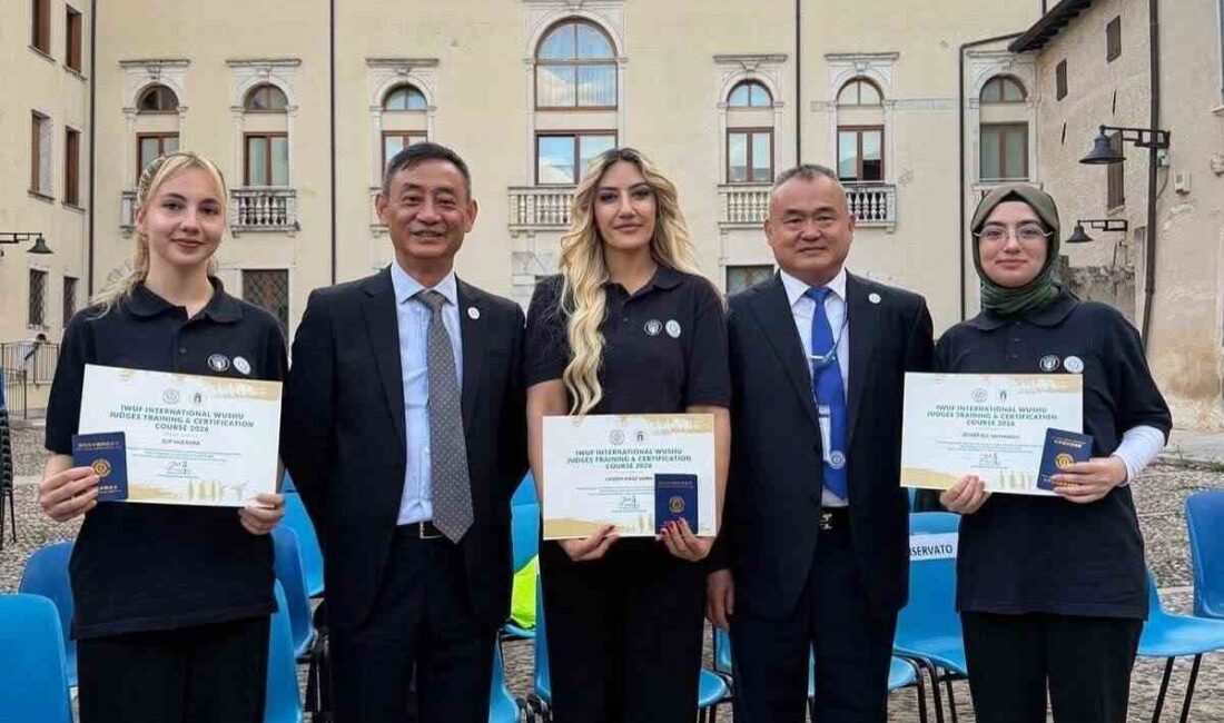 Türkiye’nin Sanda branşındaki ilk IWUF kadın hakemi Çiğdem Kiraz Şahin