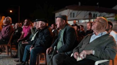 Denizli Büyükşehir Belediyesi’nin büyük ilgi gören ‘Köyümde Sinema Günleri’ projesi