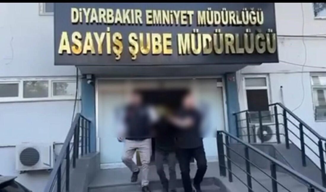 Diyarbakır’da Yapı Kredi Bankası ATM’si ile üç farklı iş yerini