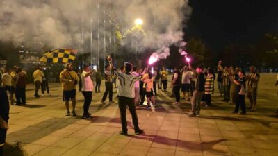 DÜZCE( ) – Fenerbahçe Spor Kulübü’nün olağanüstü genel kurulunda 8