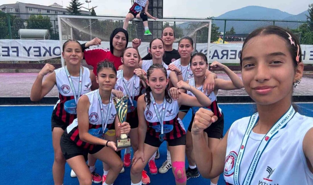 Muğla temsilcisi Ege Yıldızları Spor Kulübü Kadın Hokey Takımı, Osmaniye’de