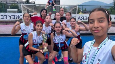 Muğla temsilcisi Ege Yıldızları Spor Kulübü Kadın Hokey Takımı, Osmaniye’de