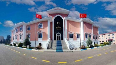 Erzurum Valiliği, son günlerde kamu kurumlarının adını kullanarak vatandaşlardan para