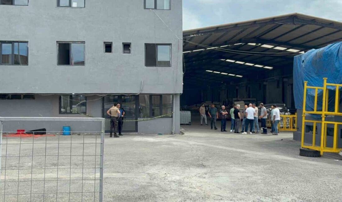 Tekirdağ’ın Kapaklı ilçesinde bir fabrikada çıkan silahlı kavgada 1 kişi