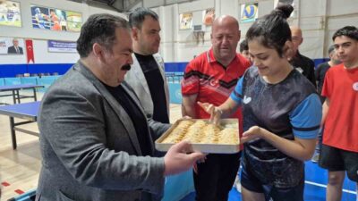 Sivas’ta devam eden İşitme Engelliler Masa Tenisi Milli Takım Kampı’nı