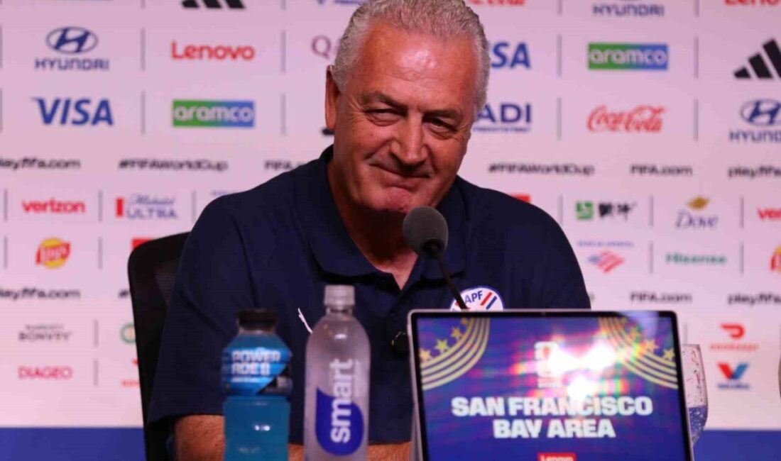 Paraguay Teknik Direktörü Gustavo Alfaro, hem Türkiye hem de kendileri
