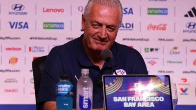 Paraguay Teknik Direktörü Gustavo Alfaro, hem Türkiye hem de kendileri