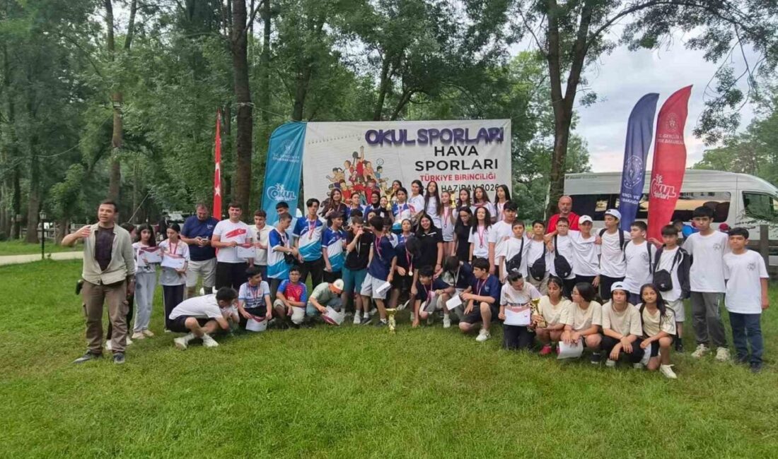 Gençlik ve Spor Bakanlığı tarafından Düzce’de düzenlenen Okul Sporları Hava