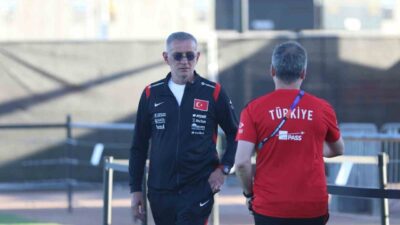 Türkiye Futbol Federasyonu Başkanı İbrahim Hacıosmanoğlu, A Milli Futbol Takımı