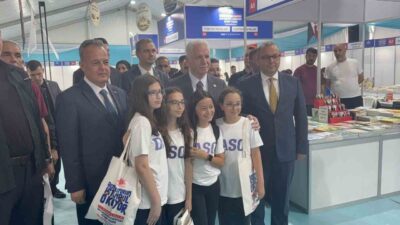 İstanbul Valiliği tarafından yürütülen “Ben Okuyorum, İstanbul Okuyor” projesi çerçevesince