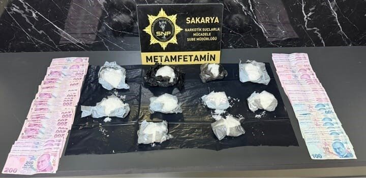 İstanbul’dan Sakarya’ya motosikletle uyuşturucu getireceği tespit edilen şahsa yönelik düzenlenen