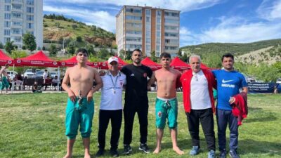 Türkiye Geleneksel Güreşler Federasyonu tarafından düzenlenen organizasyonda, 85 kilogramda mücadele