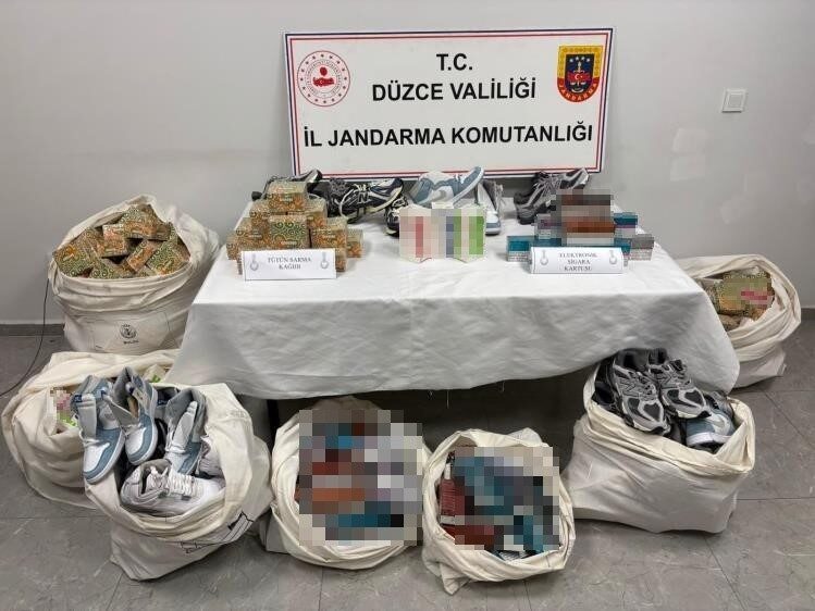 DÜZCE( ) – Düzce’de jandarma ekiplerince kaçakçılıkla mücadele kapsamında düzenlenen